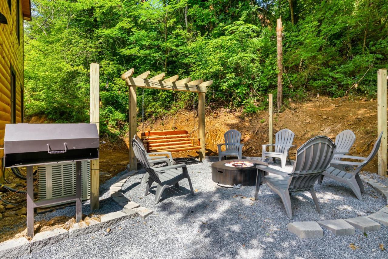 Whispering Pines Villa Sevierville Exterior photo